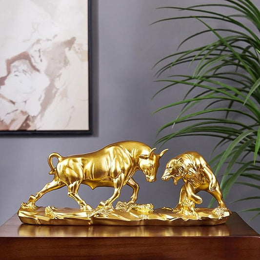 bull vs bear market sculpture on trading desk
